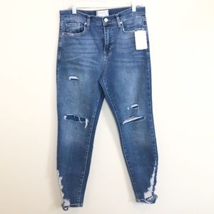 We The Free / Hi-Rise Distressed Jeans